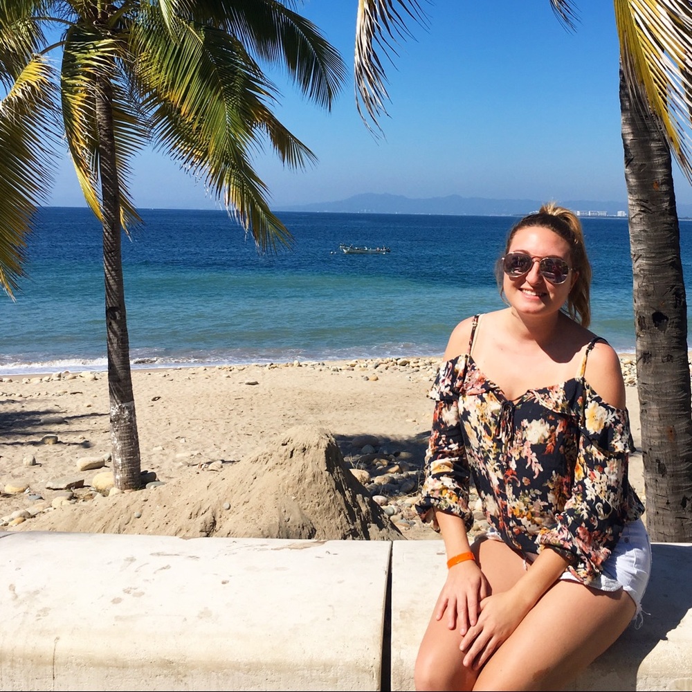 Meet your Posher, Maggie